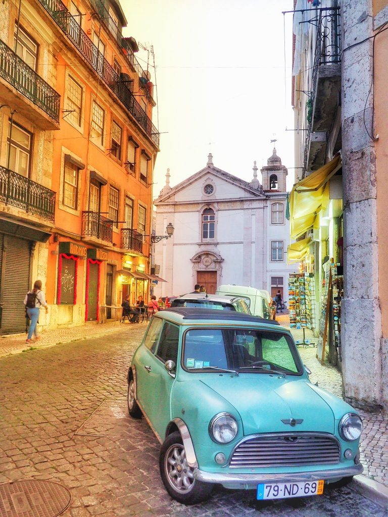 14 Best Tips For Driving Safely In Portugal (Definitive Guide)