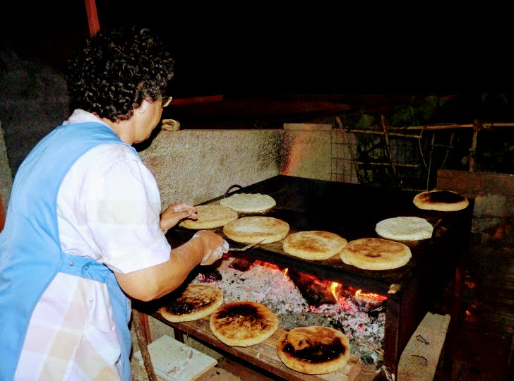 Try bolo de caco