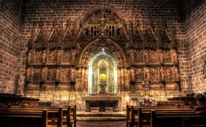 Valencia Holy Grail Hidden In The Cathedral - Hortense Travel